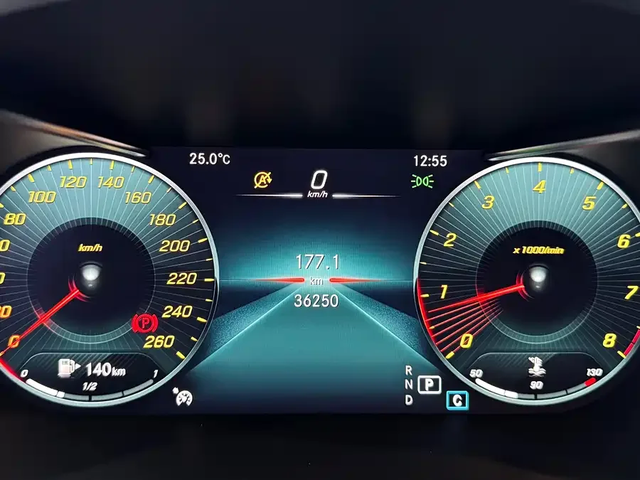 Mercedes-Benz GLC-Class Mercedes-Benz GLC 2022 Model 3 GLC 260 L 4MATIC Dynamic 2022 — миниатюра 3