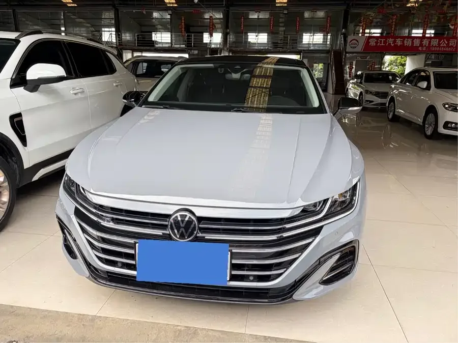 Volkswagen FAW- CC FAW-Volkswagen CC 2021 380TSI Eye-catching Edition 2022 — фото 1, купить с доставкой в Москву
