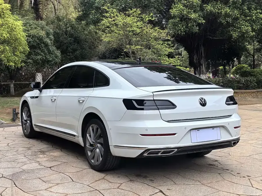 Volkswagen FAW- CC FAW-Volkswagen CC 2023 380TSI Eye-catching Edition 2023 — миниатюра 3