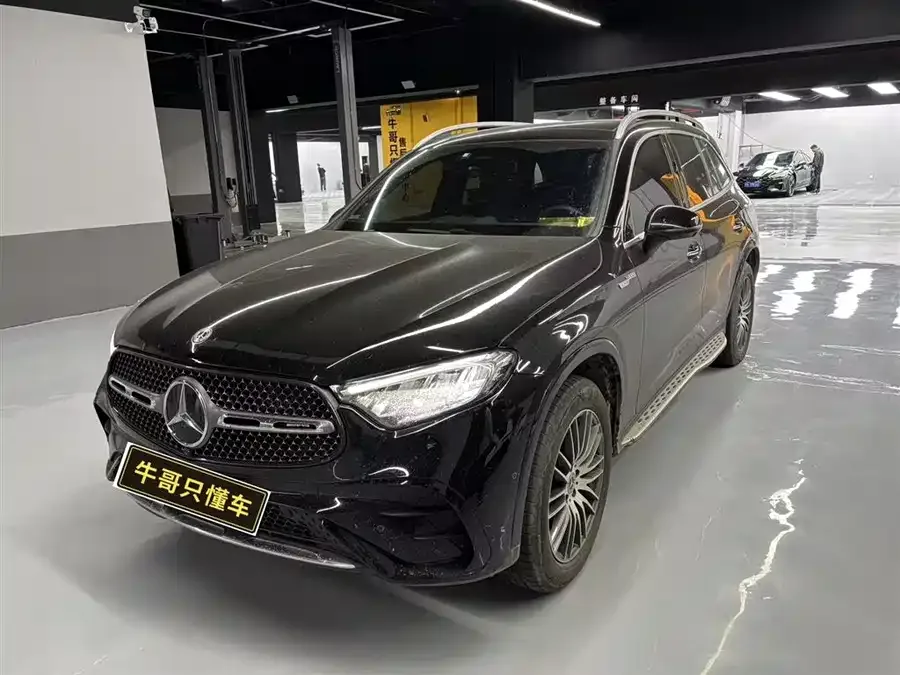 Mercedes-Benz GLC-Class 2024