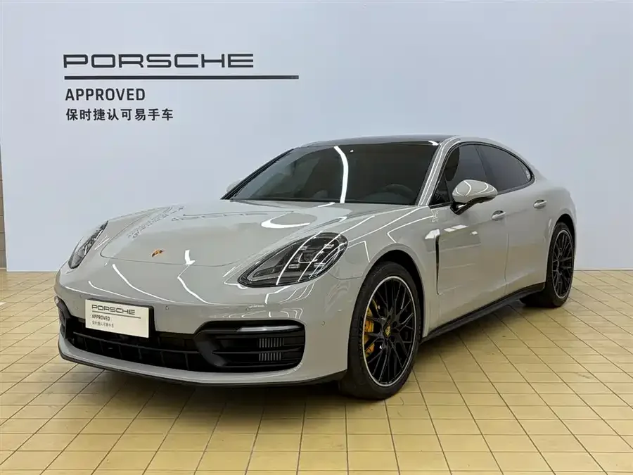Porsche Panamera 2023