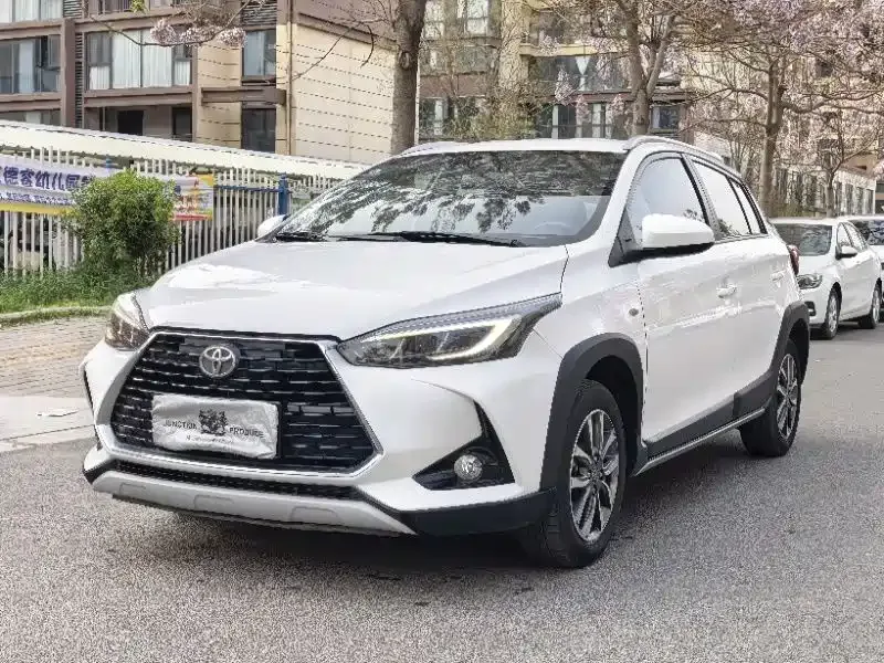 Toyota Yaris L 2022