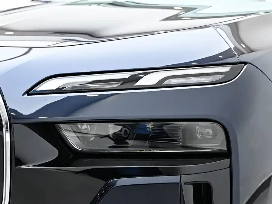BMW 7 Series BMW 7 Series 2023 735Li M Sport Package 2024 — миниатюра 3