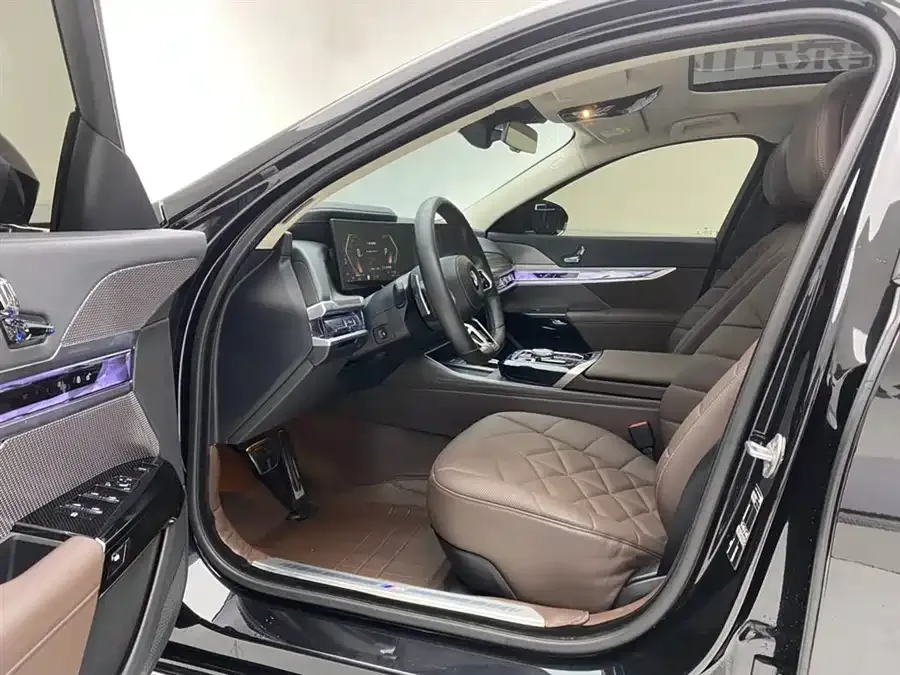 BMW 7 Series BMW 7 Series 2023 735Li M Sport Package 2024 — миниатюра 5