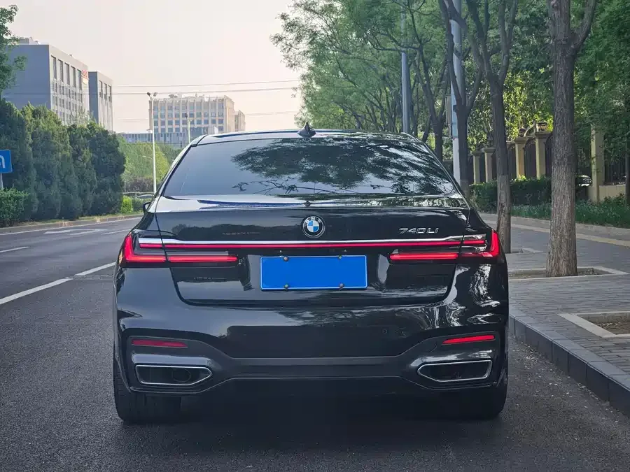 BMW 7 Series BMW 7 Series 2021 740Li Leading M Sport Package 2022 — миниатюра 2