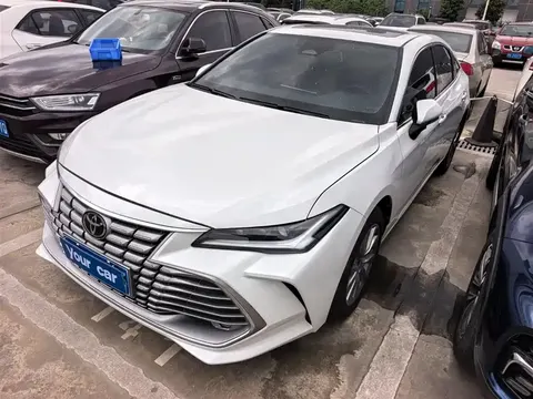 Toyota Avalon 2025 купить в Москве
