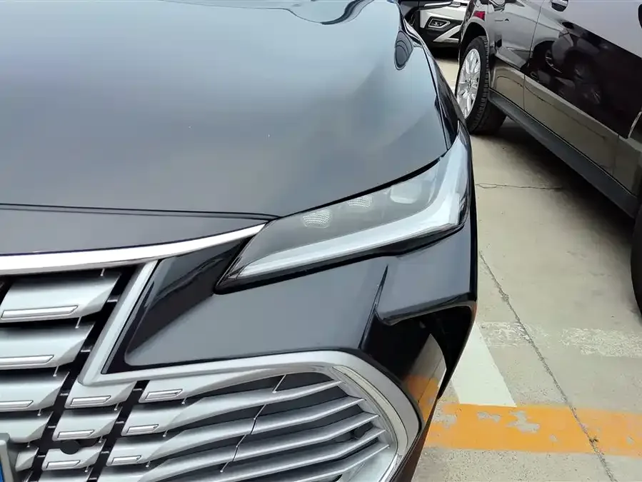 Toyota Avalon Avalon 2024 2.0L Luxury Edition 2025 — миниатюра 5