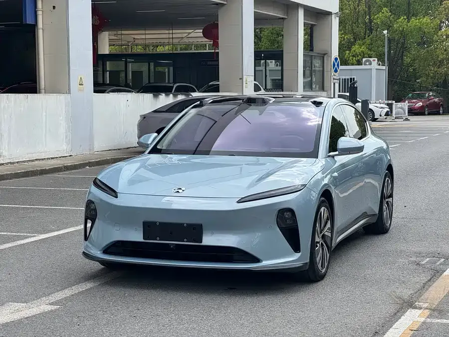 NIO ET5 2023