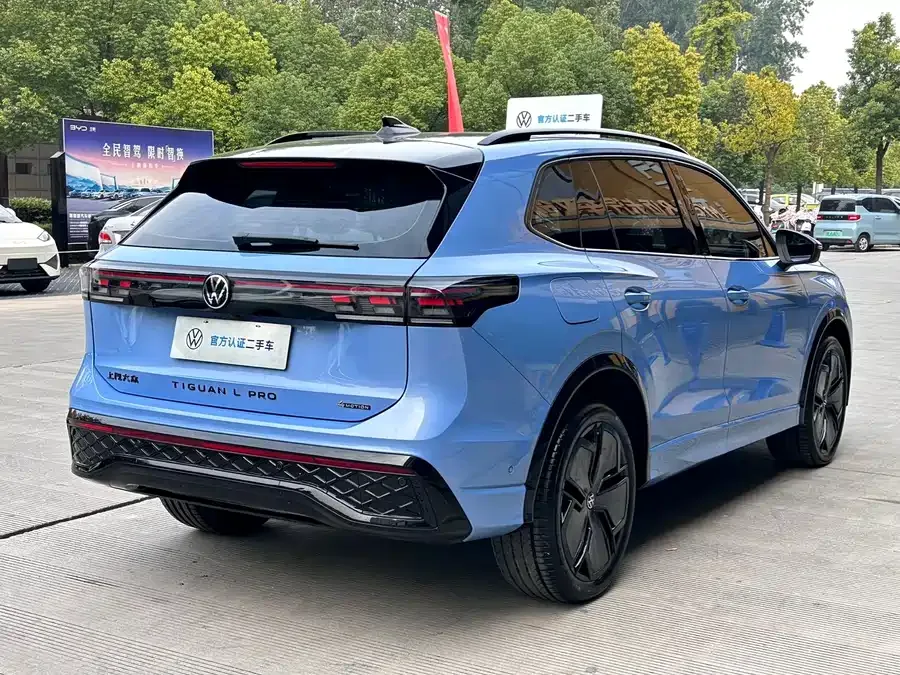 Volkswagen Tiguan L Tiguan L 2024 Pro 380TSI 4WD R-Line Premium Edition 2024 — миниатюра 4