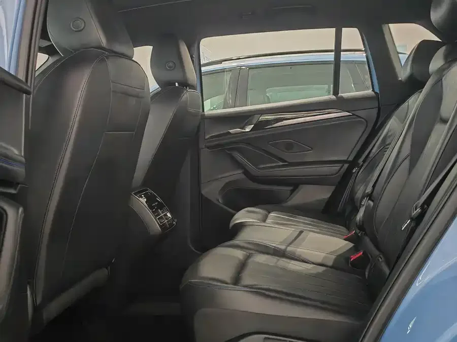 Volkswagen Tiguan L Tiguan L 2024 Pro 380TSI 4WD R-Line Smart Edition 2024 — миниатюра 3