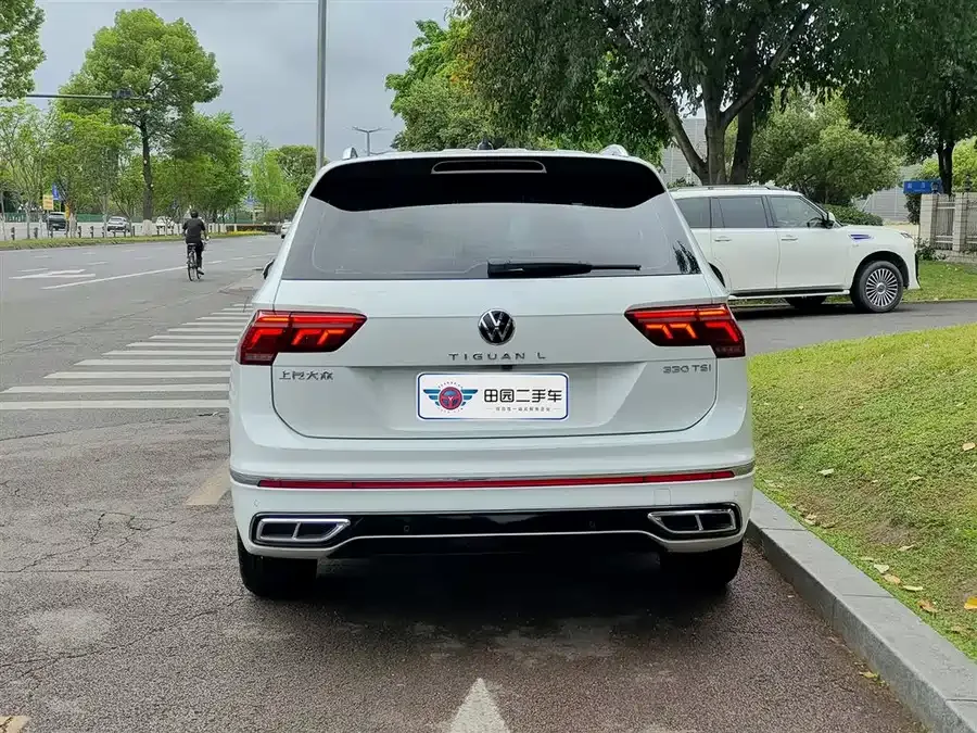 Volkswagen Tiguan L Tiguan L 2022 330TSI Automatic 2WD R-Line Enjoy Edition 2023 — миниатюра 2