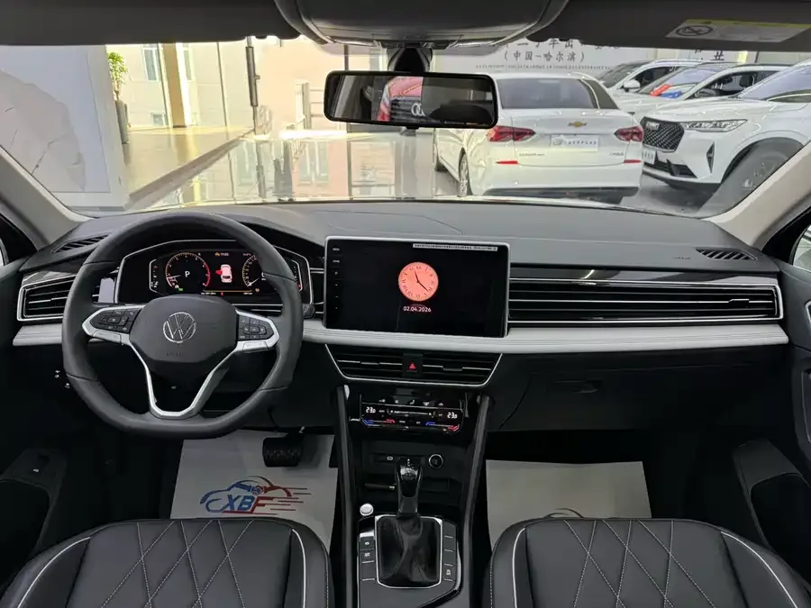 Volkswagen Tiguan L Tiguan L 2024 Outstanding Model 330TSI Automatic Two-wheel Drive Longteng Edition 2025 — миниатюра 2