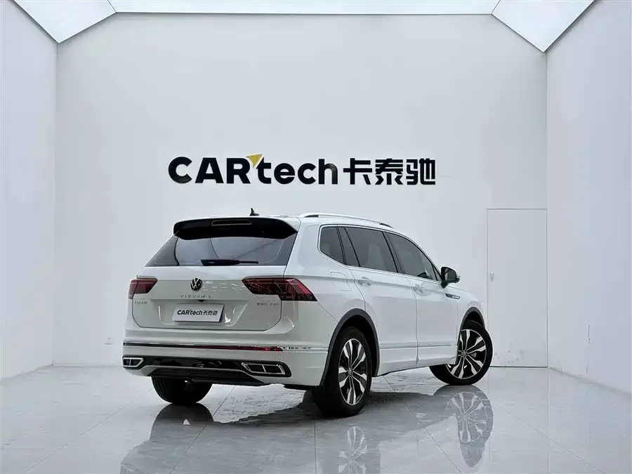 Volkswagen Tiguan L Tiguan L 2023 330TSI Automatic 2WD R-Line Enjoy Edition 2022 — миниатюра 2