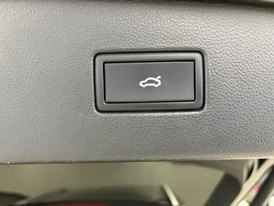 Volkswagen Tiguan L Tiguan L 2023 facelift 330TSI automatic two-wheel drive intelligent version 2024 — миниатюра 5