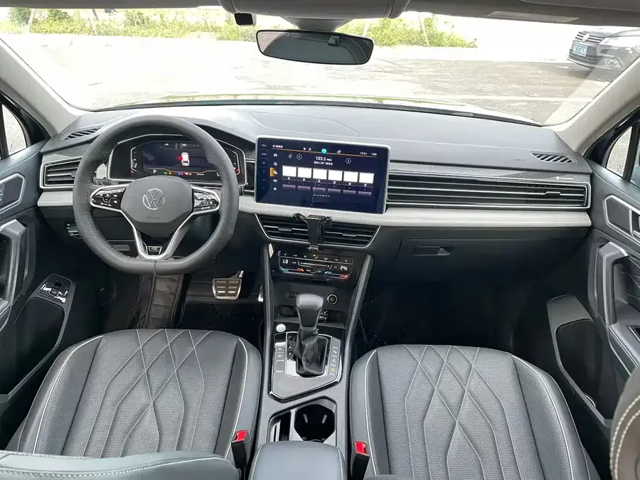 Volkswagen Tiguan L Tiguan L 2022 330TSI Automatic 2WD R-Line Enjoy Edition 2022 — миниатюра 2