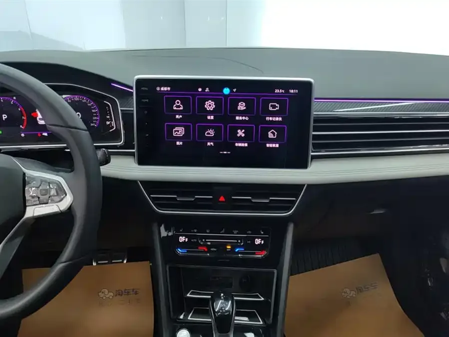 Volkswagen Tiguan L Tiguan L 2024 Outstanding Model 330TSI Automatic Two-Wheel Drive R-Line Dragon Glory Edition 2024 — миниатюра 4