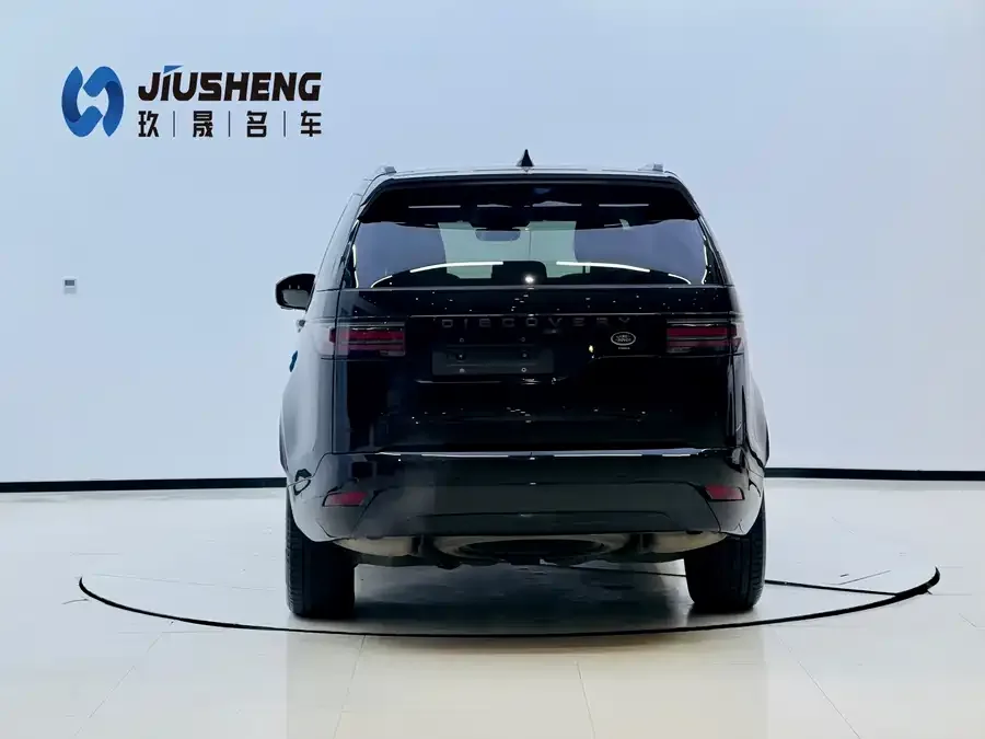 Land Rover finds Discover the 2023 360PS R-Dynamic S 2023 — миниатюра 2