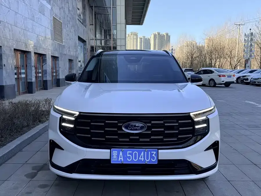 Ford Edge 2025 Sharp L 2.0T EcoBoost 4WD 7-seater Ultimate Edition 2025 — миниатюра 4