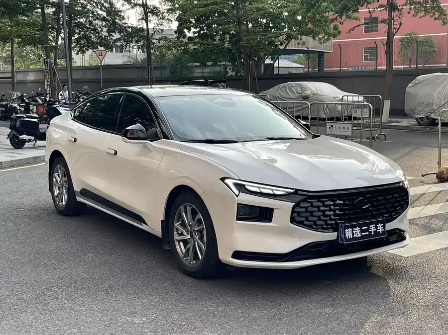 Ford Mondeo Mondeo 2022 facelift EcoBoost 245 luxury model 2022 — миниатюра 3