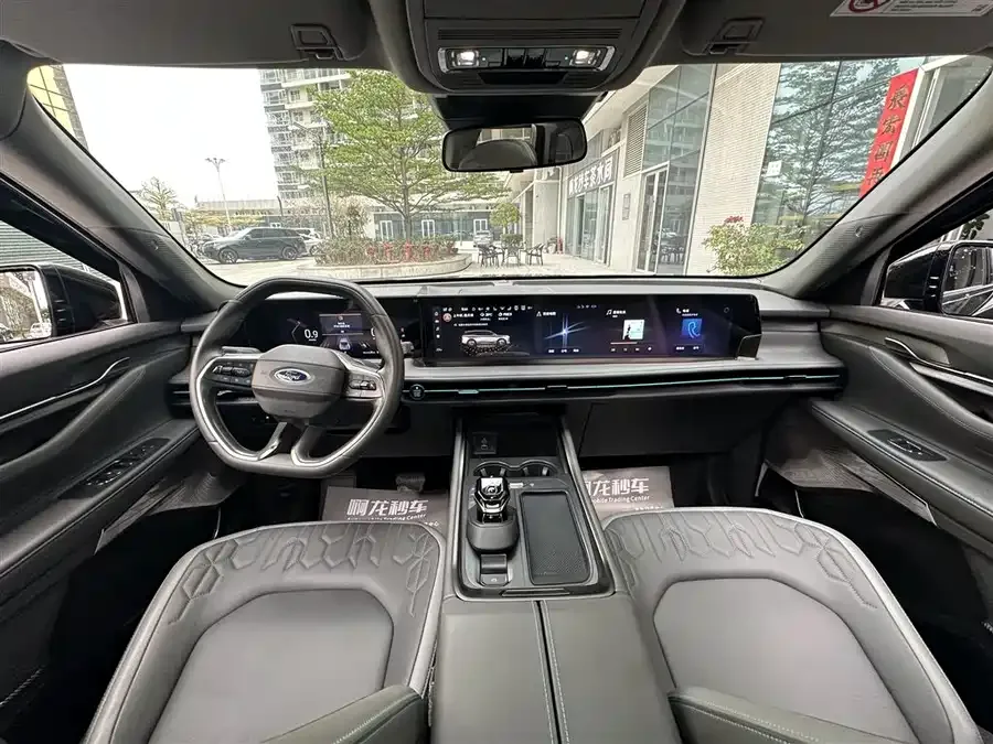 Ford Edge 2023 Sharp L 2.0T EcoBoost 2WD 7-seat Luxury Edition 2024 — миниатюра 2