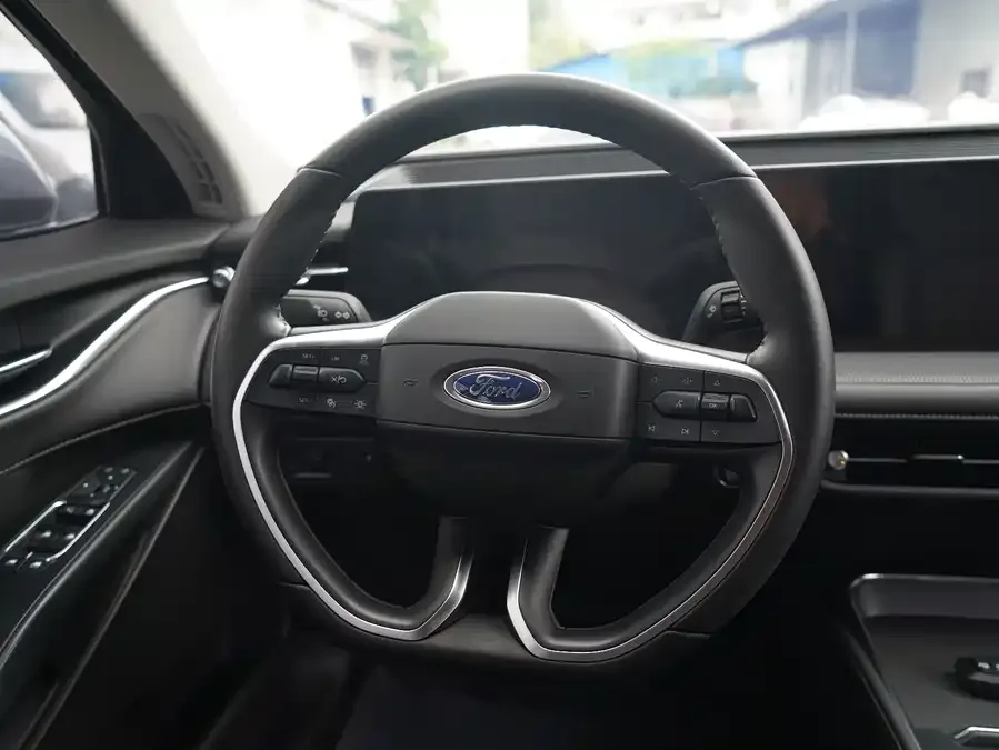 Ford Mondeo Mondeo 2025 1.5T EcoBoost Luxury Edition 2025 — миниатюра 3