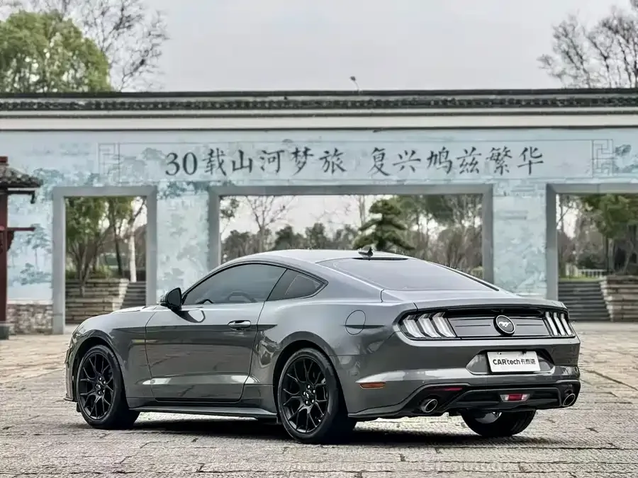 Ford Mustang 2021 Mustang 2.3T EcoBoost 2023 — миниатюра 4
