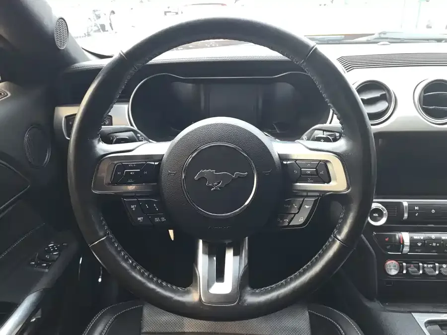 Ford Mustang 2021 Mustang 2.3T EcoBoost 2022 — миниатюра 5