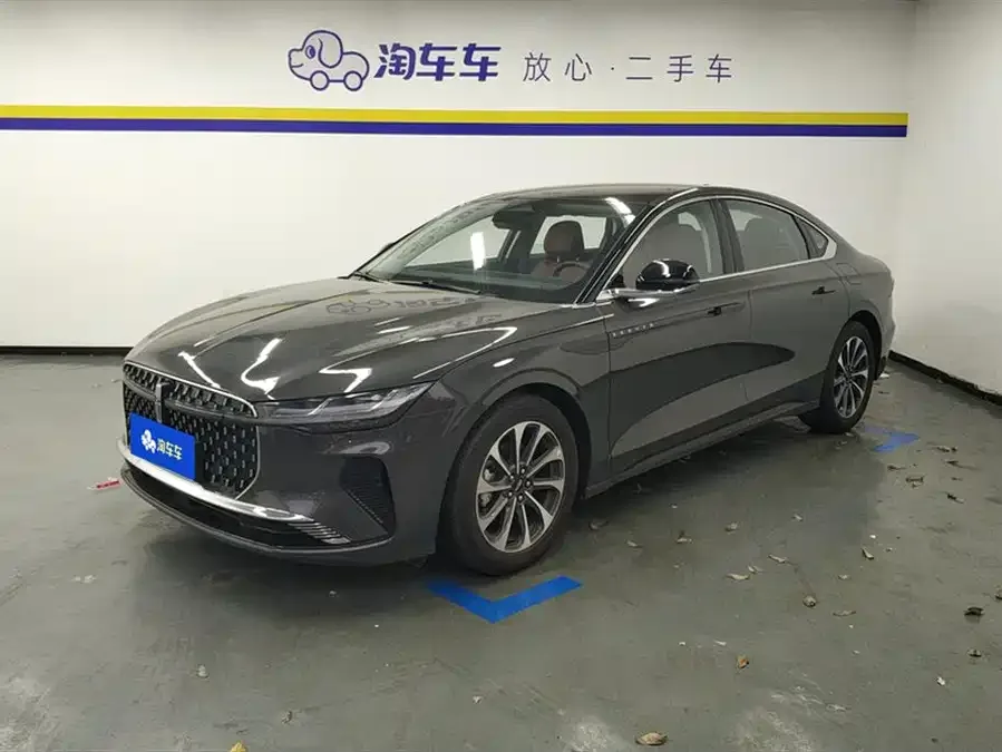 Lincoln Z 2025