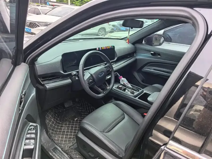 Ford Lingrui 2023 EcoBoost 170 Premium Edition 2024 — миниатюра 3
