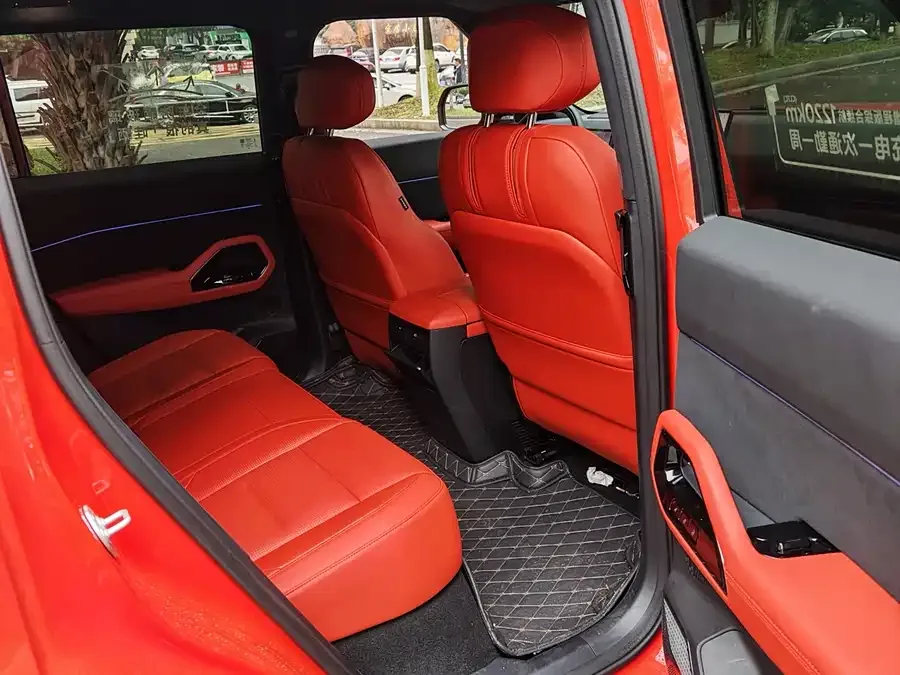 Ford Smart and Fun Horse Ford Sporty 2026 Long Beach Extended Range 2025 — миниатюра 5