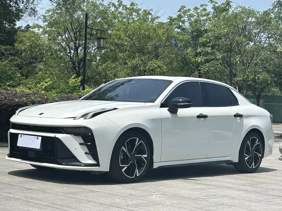 Lynk & Co 03 2023