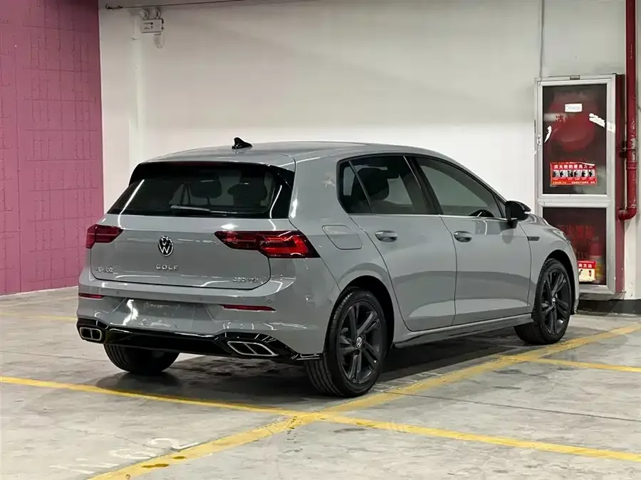 Volkswagen golf Golf 2023 280TSI DSG R-Line Lite 2023 — миниатюра 2