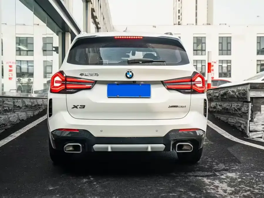 BMW X3 2023 xDrive25i M Sport Package 2023 — миниатюра 4