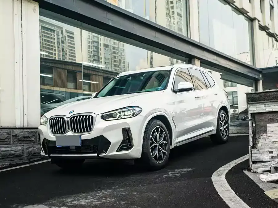 BMW X3 2023 xDrive25i M Sport Package 2023 — фото 1, купить с доставкой в Москву