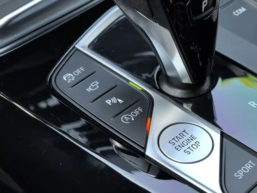 BMW X3 2022 Model 2 xDrive30i Exclusive M Night Edition 2023 — миниатюра 5