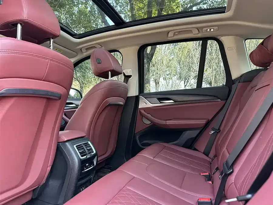 BMW X3 2022 xDrive30i Advanced M Night Package 2022 — миниатюра 4