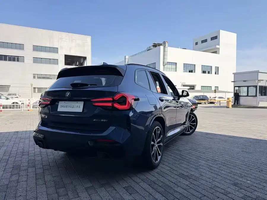 BMW X3 2022 xDrive30i Advanced M Night Package 2022 — миниатюра 5