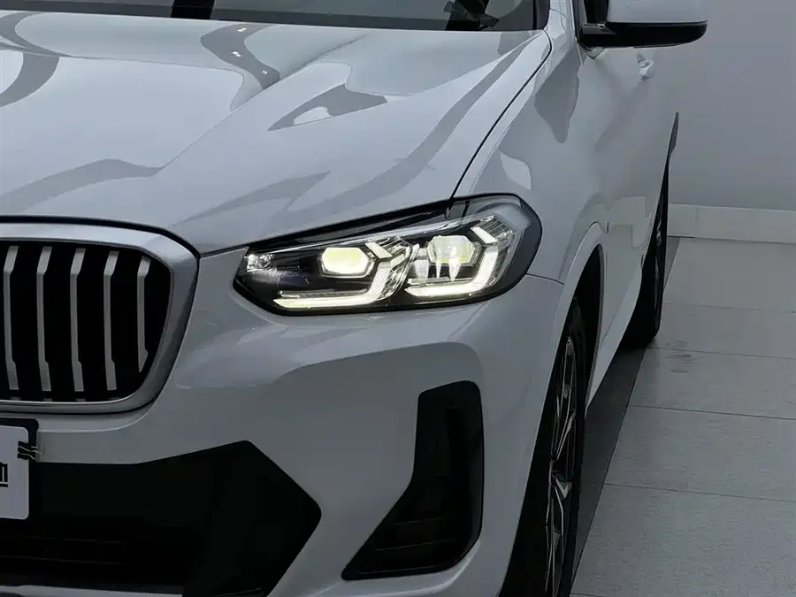 BMW X3 2022 xDrive25i M Sport Package 2022 — миниатюра 2