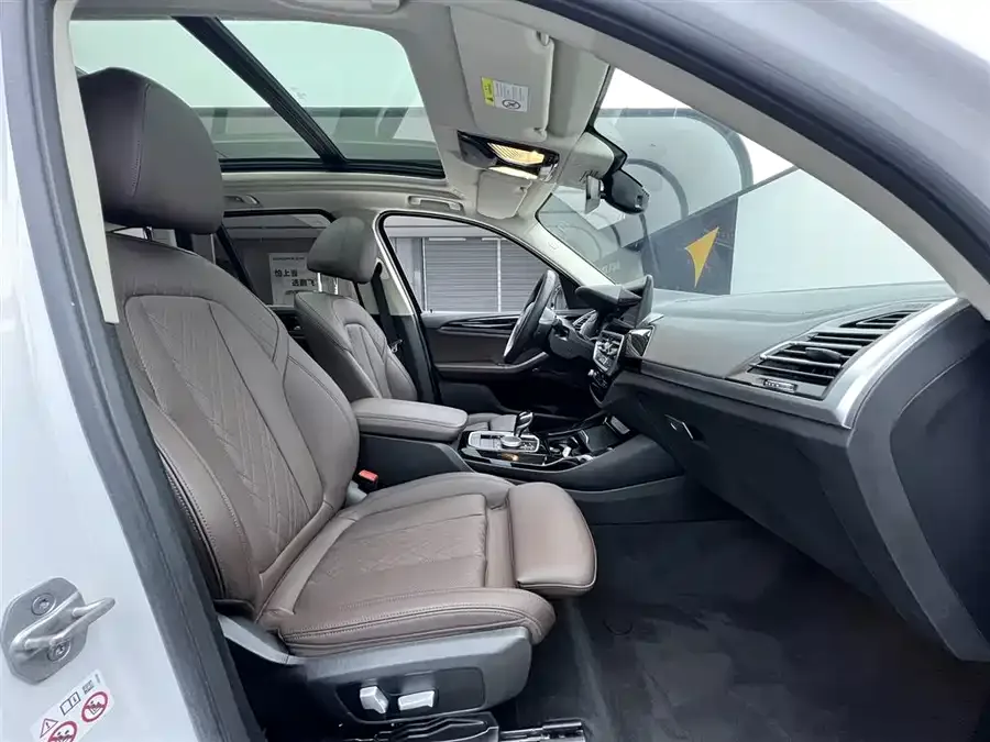 BMW X3 2022 xDrive25i M Sport Package 2022 — миниатюра 5
