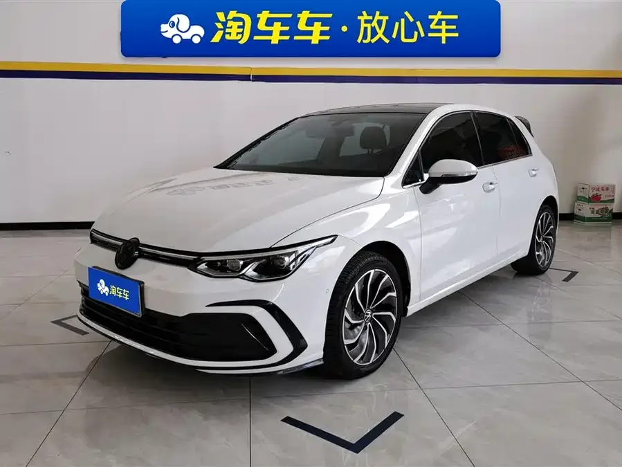 Volkswagen golf Golf 2023 280TSI DSG Pro 2023 — фото 1, купить с доставкой в Москву
