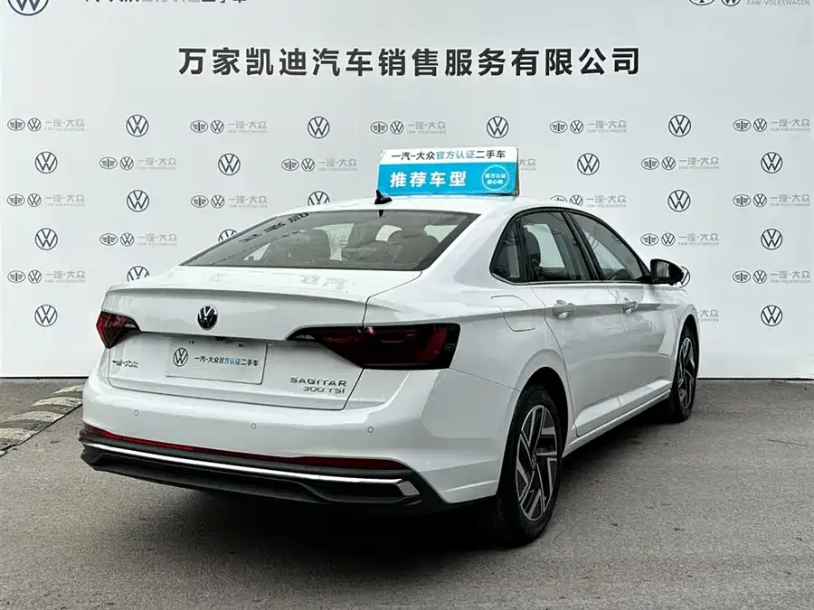 Volkswagen Sagitar 2026 Volkswagen Sagitar Facelift 30 Million Unit Selection 300TSI DSG Super Edition 2026 — миниатюра 2