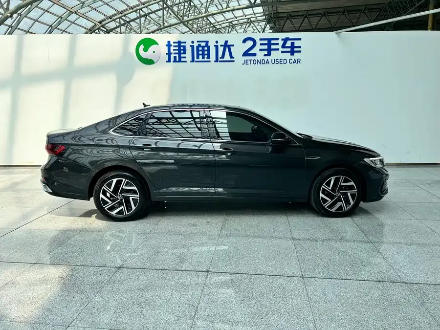 Volkswagen Sagitar 2025 Sagitar 300TSI DSG Beyond Edition 2025 — миниатюра 2