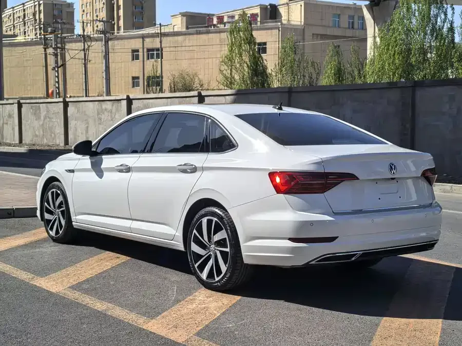 Volkswagen Sagitar 2022 Sagitar 280TSI DSG Excellence Edition 2022 — миниатюра 4