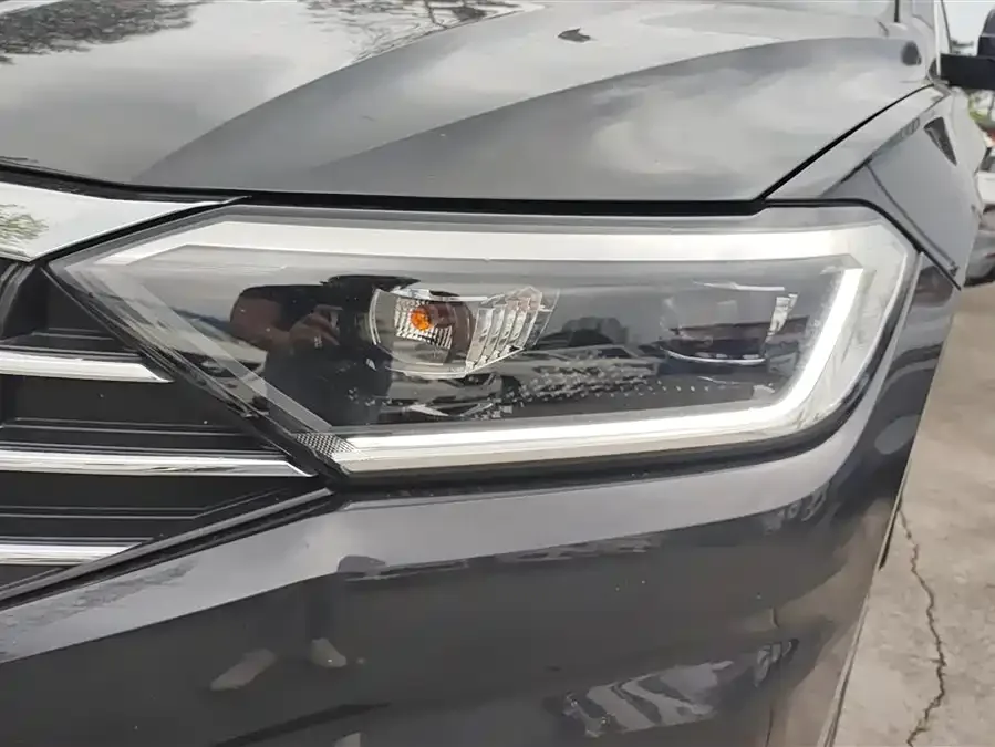 Volkswagen Sagitar 2021 Sagitar 280TSI DSG Beyond Edition 2022 — миниатюра 2