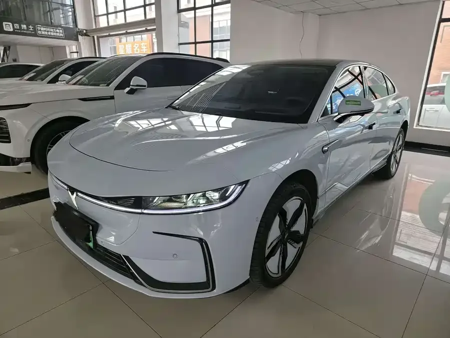 Voyah Lantu light chasing 2023