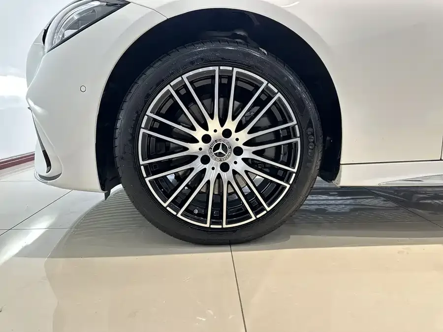 Mercedes-Benz Class C 2026 Mercedes-Benz C-Class C 260 L Sport Edition 2026 — миниатюра 4