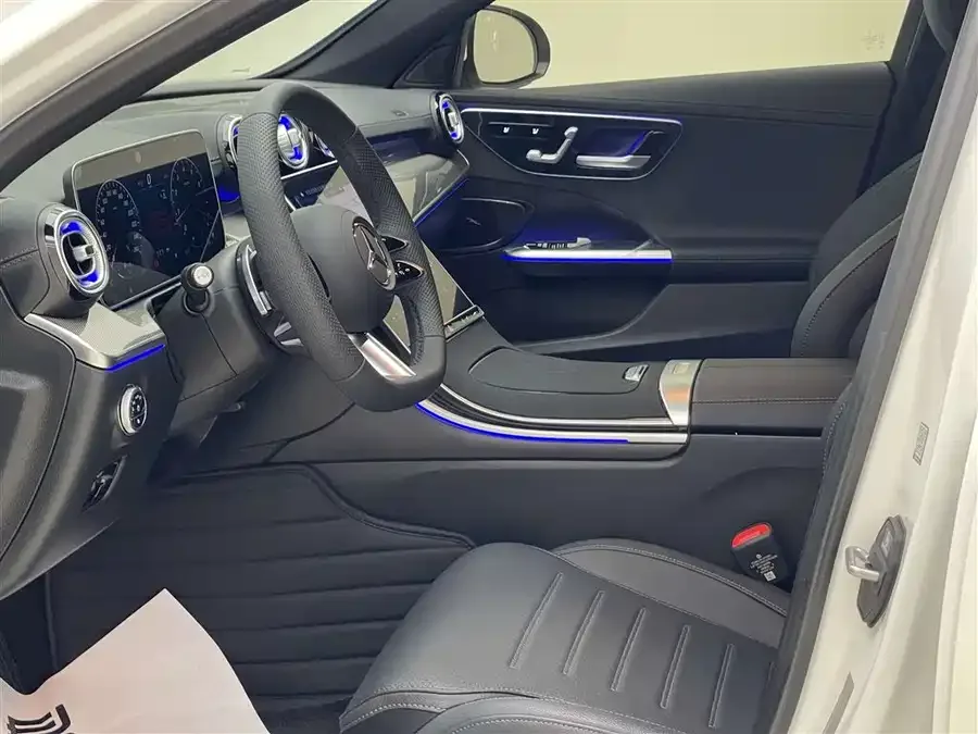 Mercedes-Benz Class C Mercedes-Benz C-Class 2025 C 260 L Sport Edition 2025 — миниатюра 4