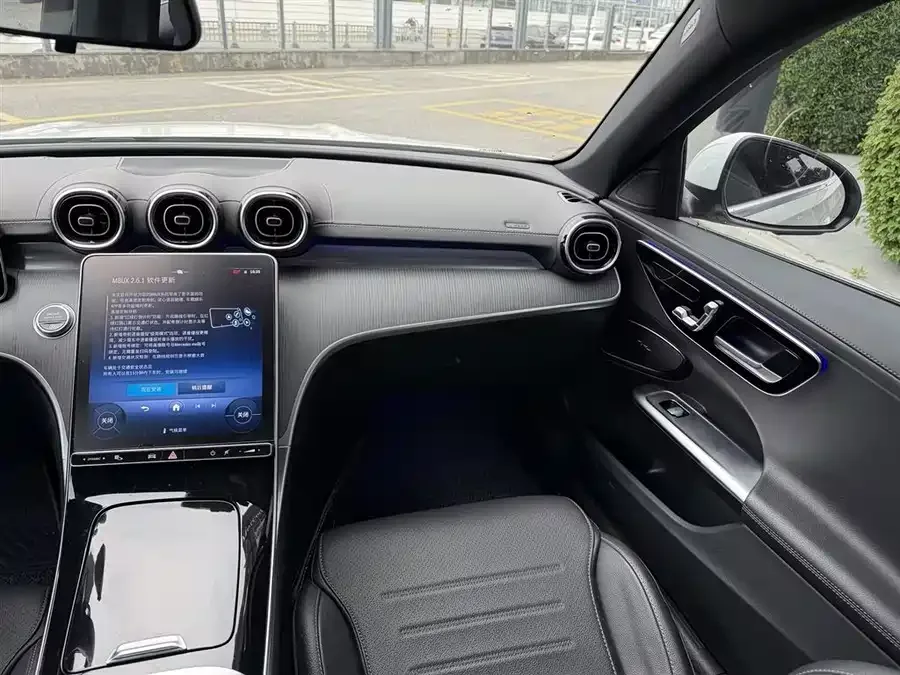 Mercedes-Benz Class C Mercedes-Benz C-Class 2024 C 200 L Sports Edition 2023 — миниатюра 4