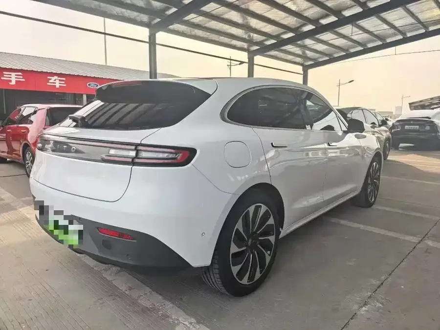 AITO M5 M5 2022 Extended Range 4WD Performance Edition 2022 — миниатюра 5