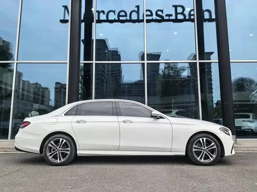 Mercedes-Benz E-Class Mercedes-Benz E-Class 2022 E 260 L Sports Edition 2022 — миниатюра 2